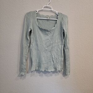 Ribbed Scoop Neck Long Sleeve Top in Light Green